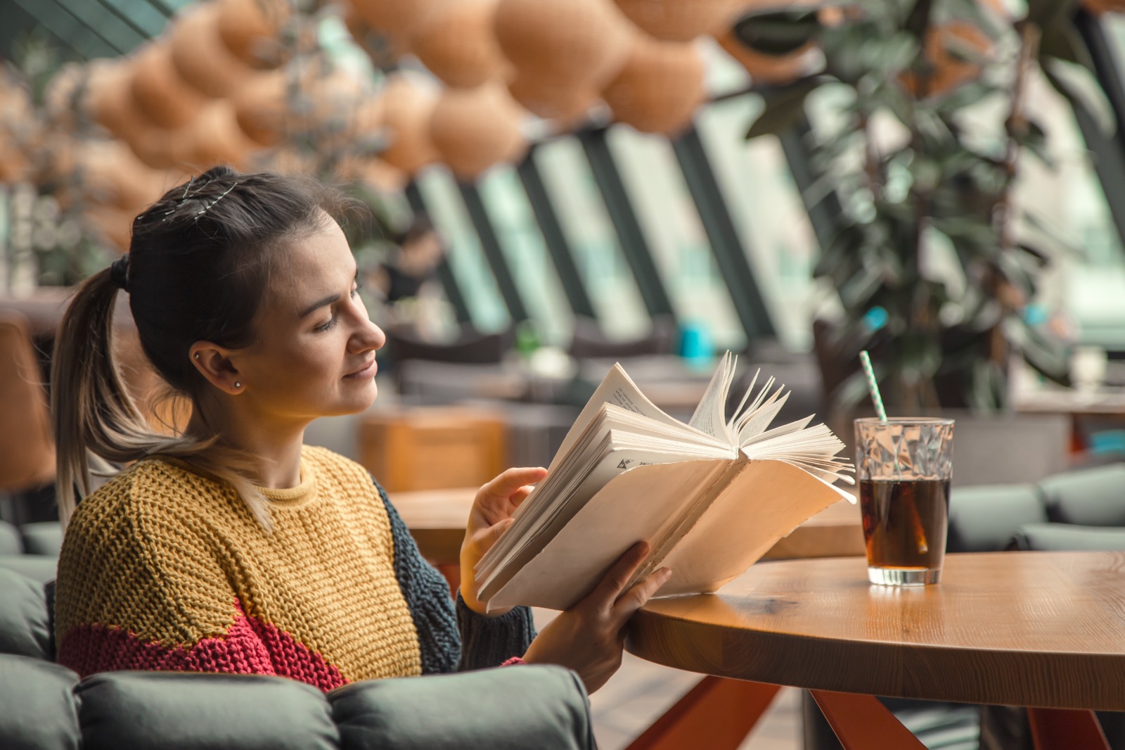 How to Build a Sustainable Daily Reading Habit